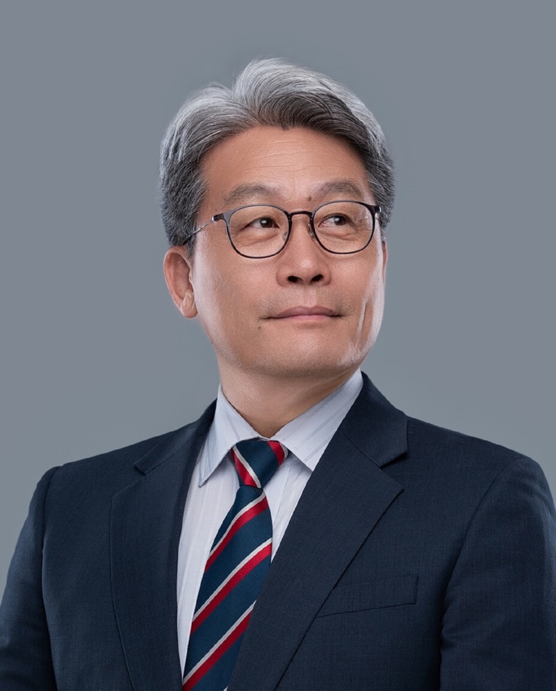 좌용주 교수.jpg