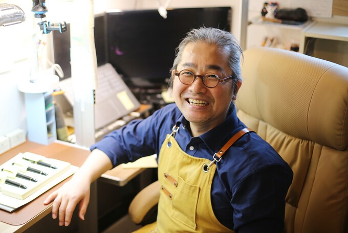 김덕래 작가.jpg